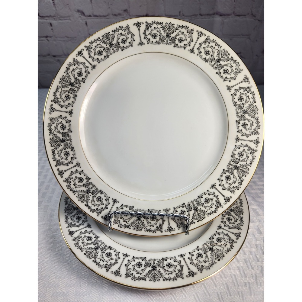 Lot of 2 Vintage Carlton Fontain Dinner Plates 10.25" Fine China Japan Gold Trim